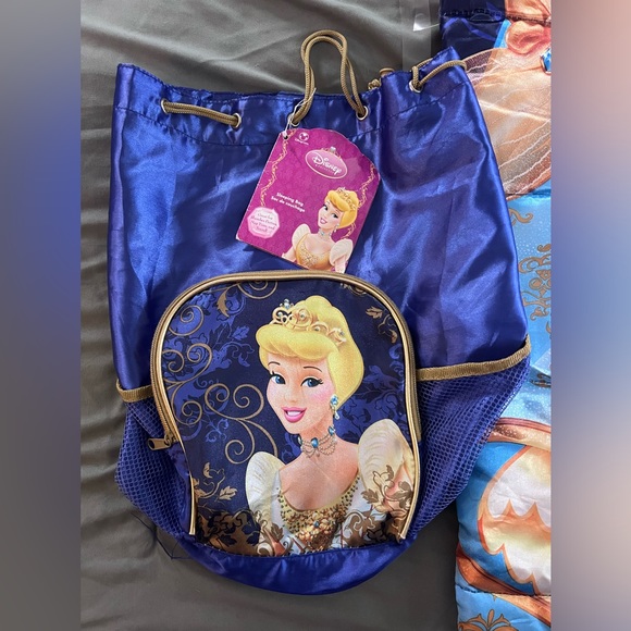 Vintage 90s Disney Princess Sleeping Bag / Bed In Bag _ Cinderella_ Original tag - Picture 2 of 16